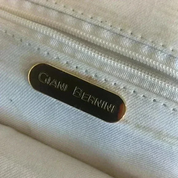 Giani Bernini crossbody bag - Picture 6 of 10